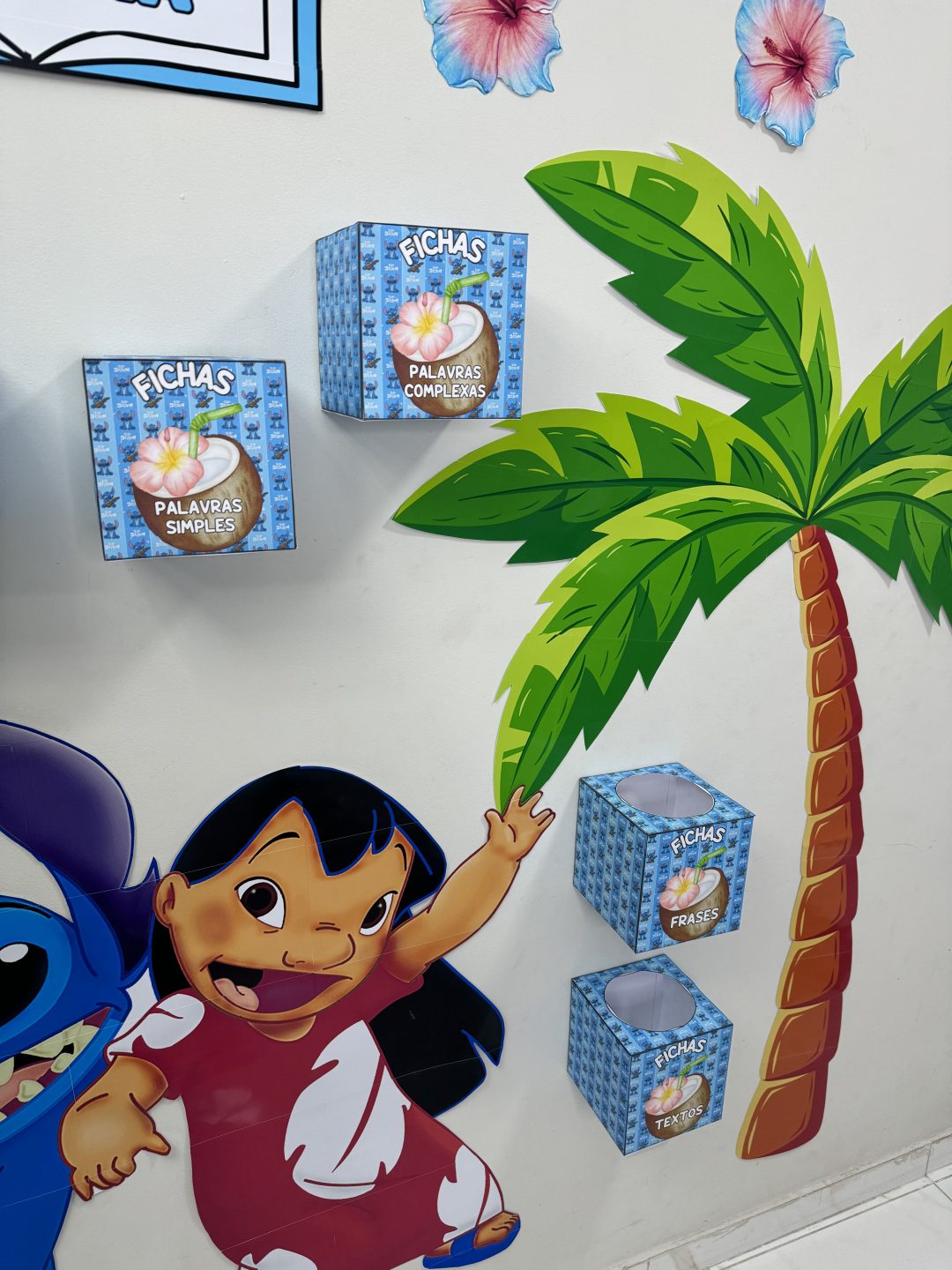 Cantinho da leitura STITCH - Imagem 17