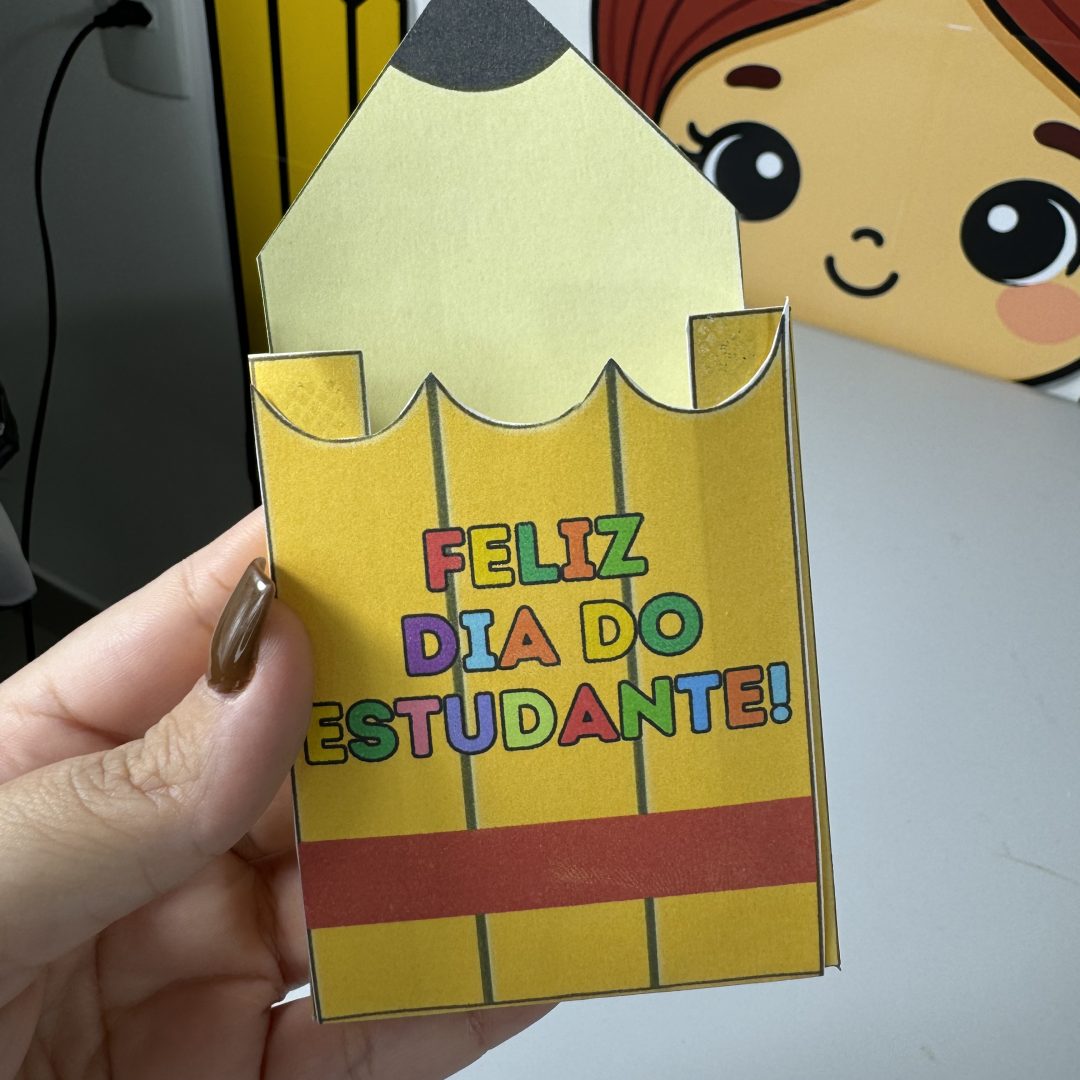 ✏️ Caixa Lembrancinha Dia do Estudante.