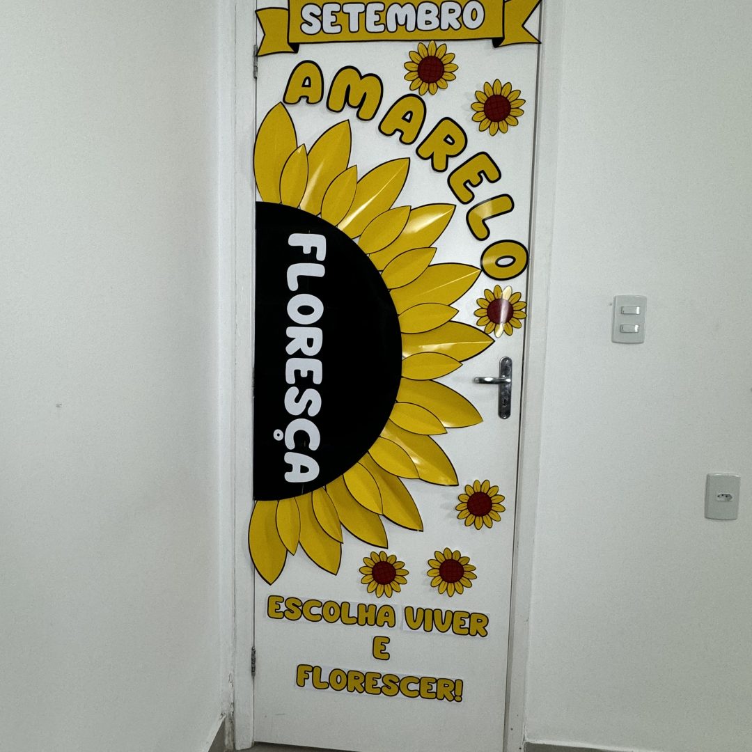 Painel de Porta 3D Setembro Amarelo. Floresça.