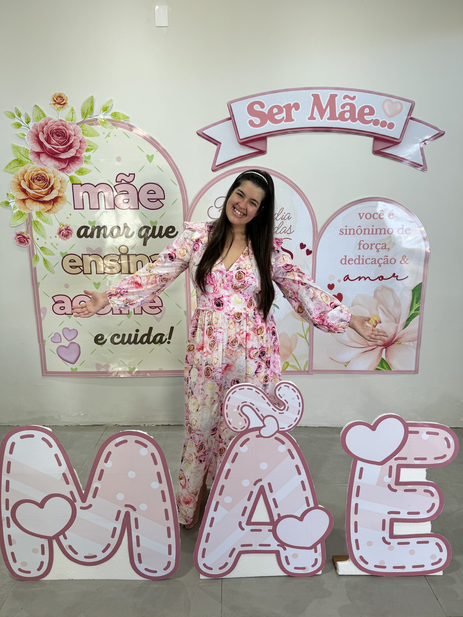 🌸 Cenário 3D Dia das Mães — Ser Mãe…