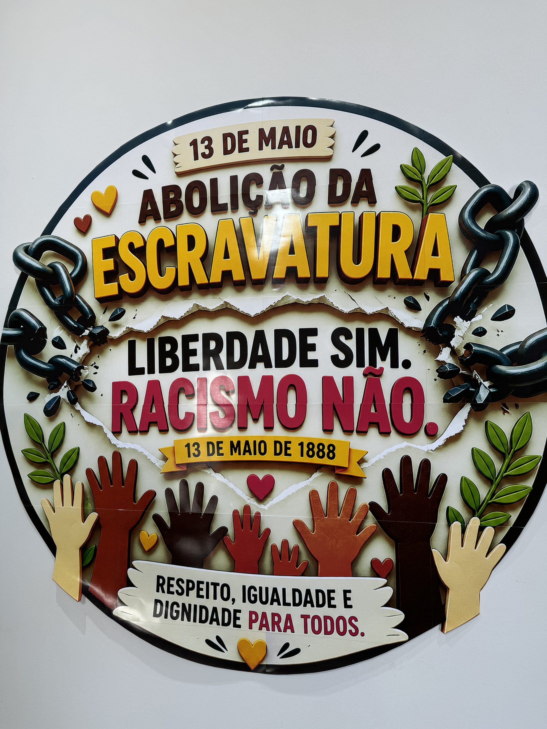 ✊🏾 Cartaz Circular — Abolição da Escravatura