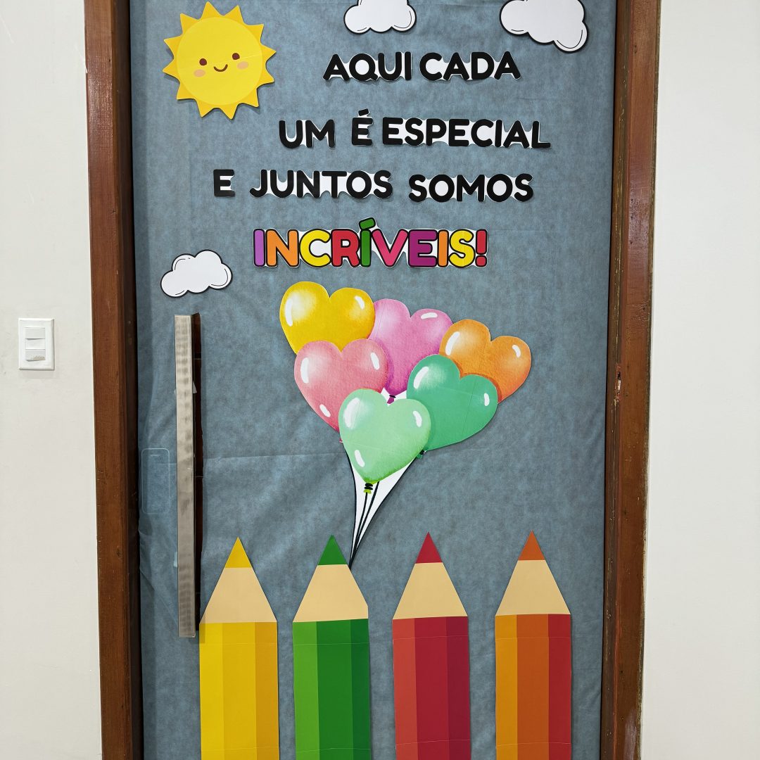 ✨📚✏️ PAINEL DE PORTA – VOLTA ÀS AULAS - JUNTOS SOMOS INCRÍVEIS ✏️📚