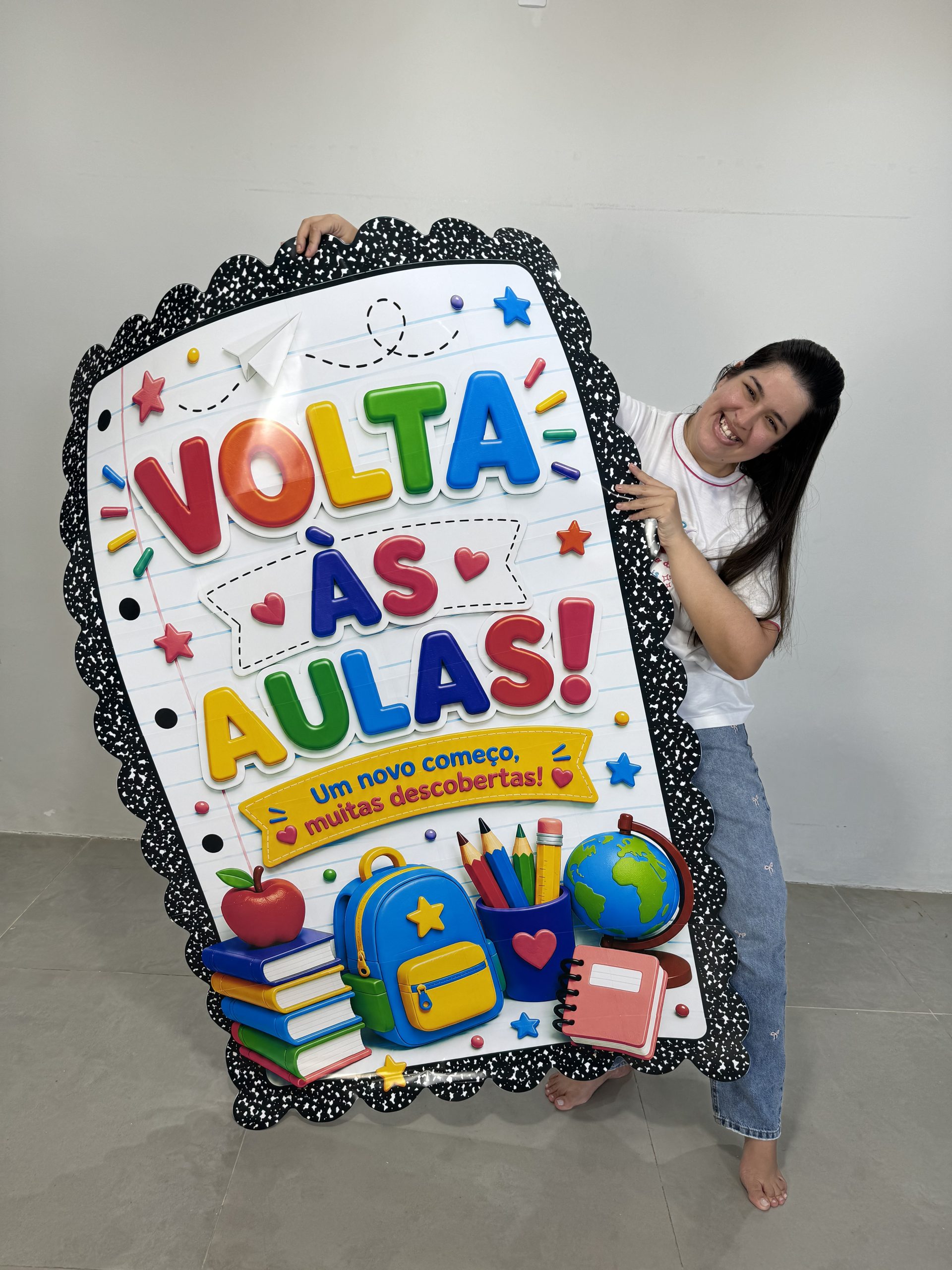 ✨📚 Cartaz Volta às Aulas – Novas Descobertas 💛