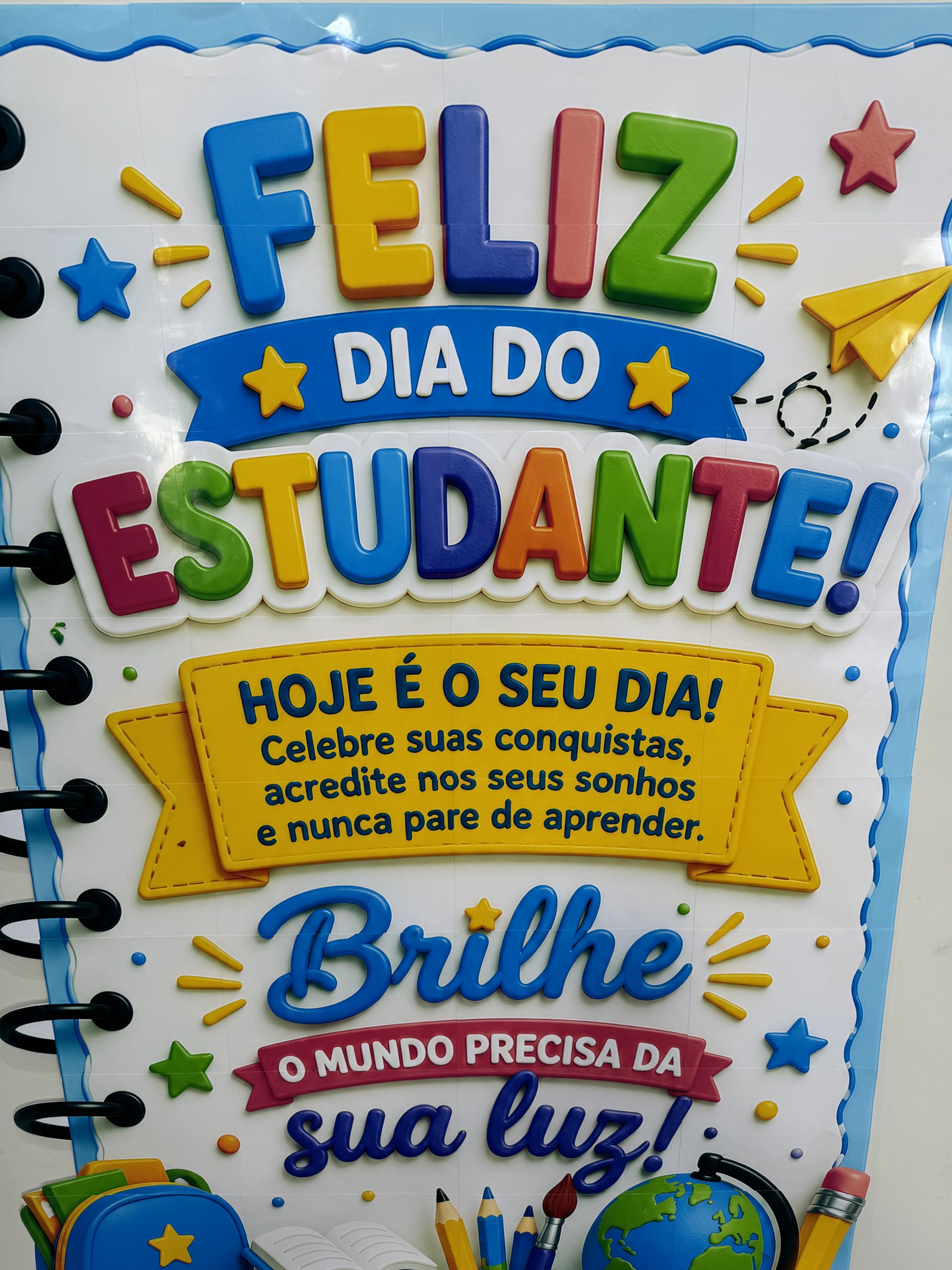 📚✨ Cartaz Brilhe, Estude! – Dia do Estudante - Imagem 6