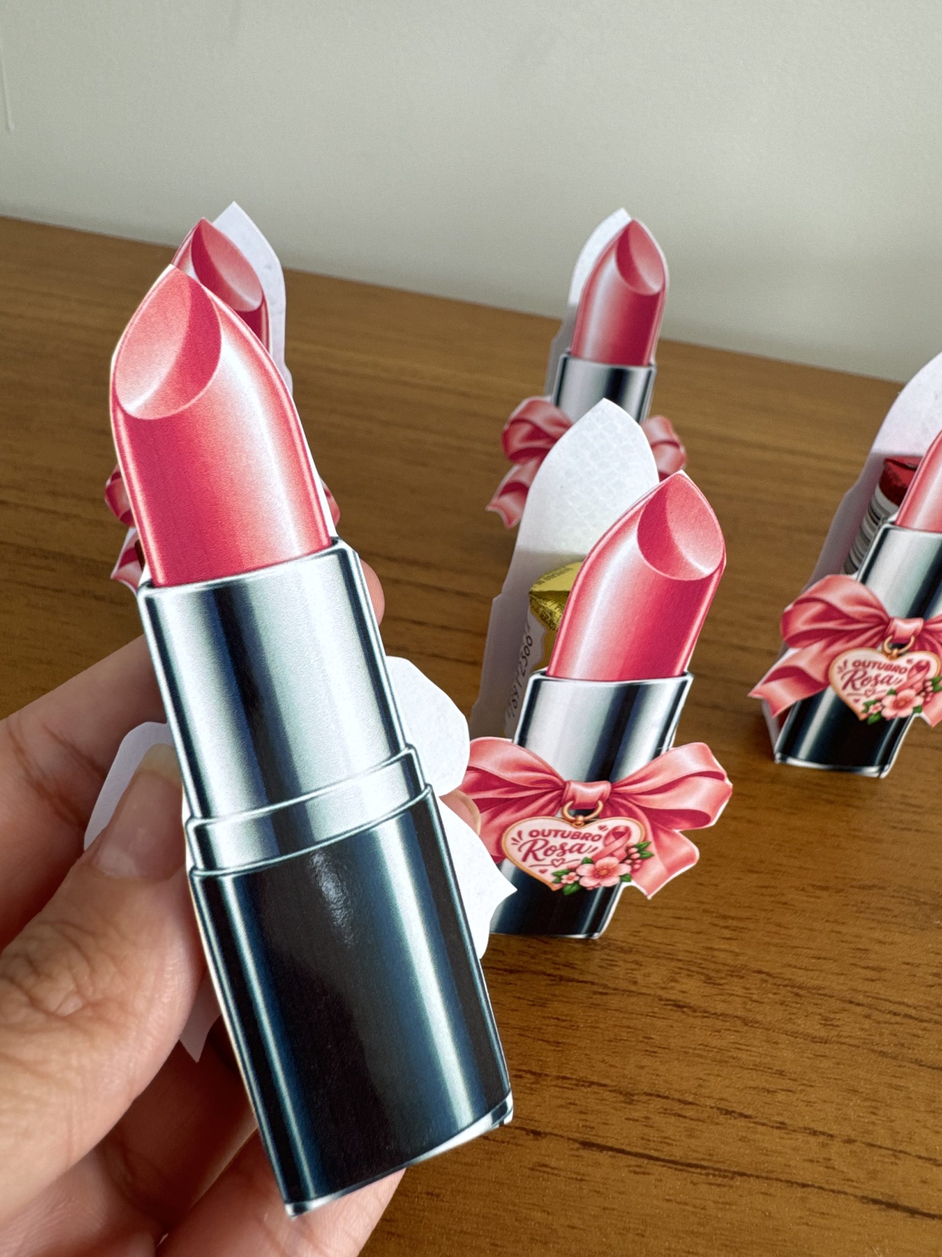 💄🎀 Lembrancinha Batom — Outubro Rosa - Imagem 5