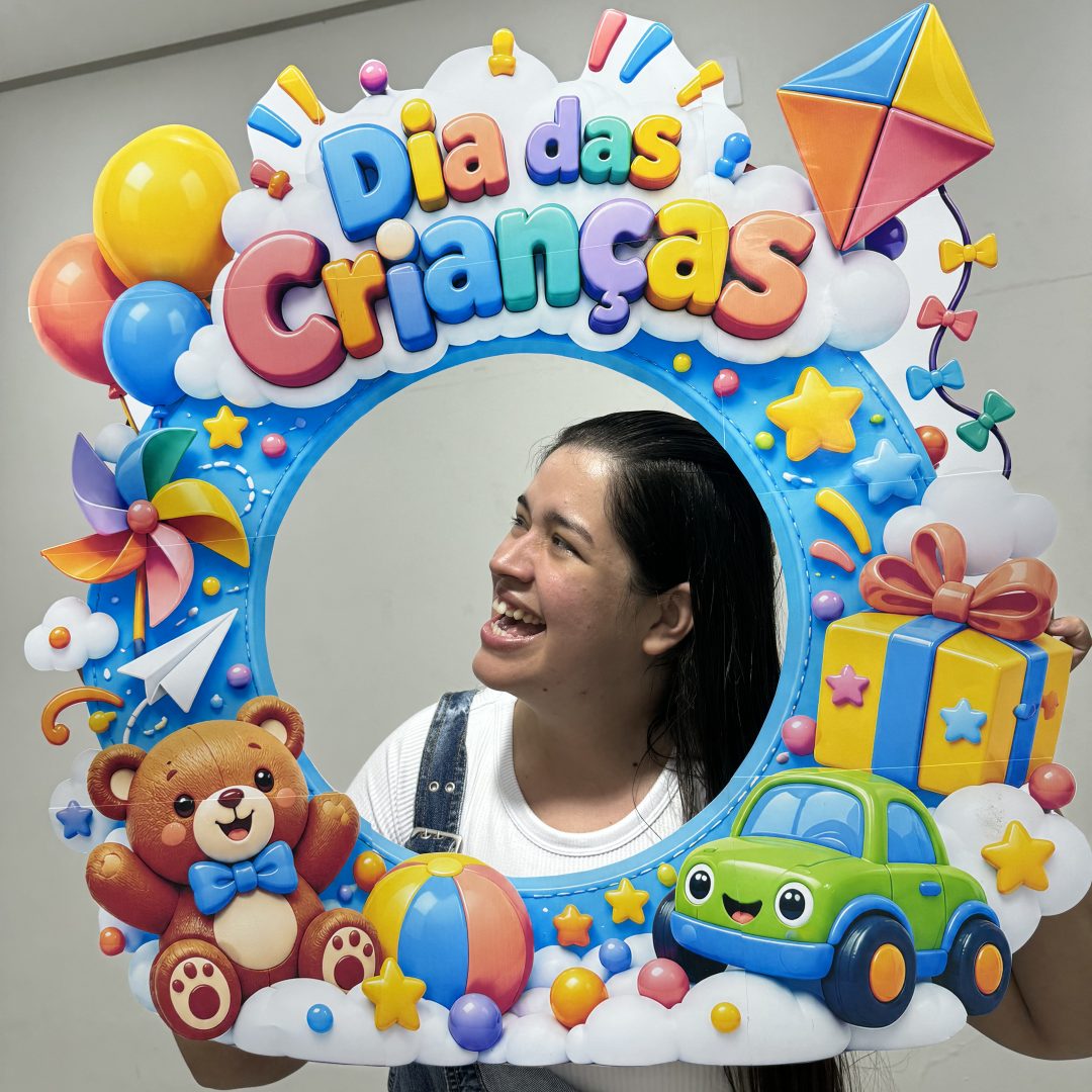 🌈✨ Moldura para Foto — Encanto da Infância