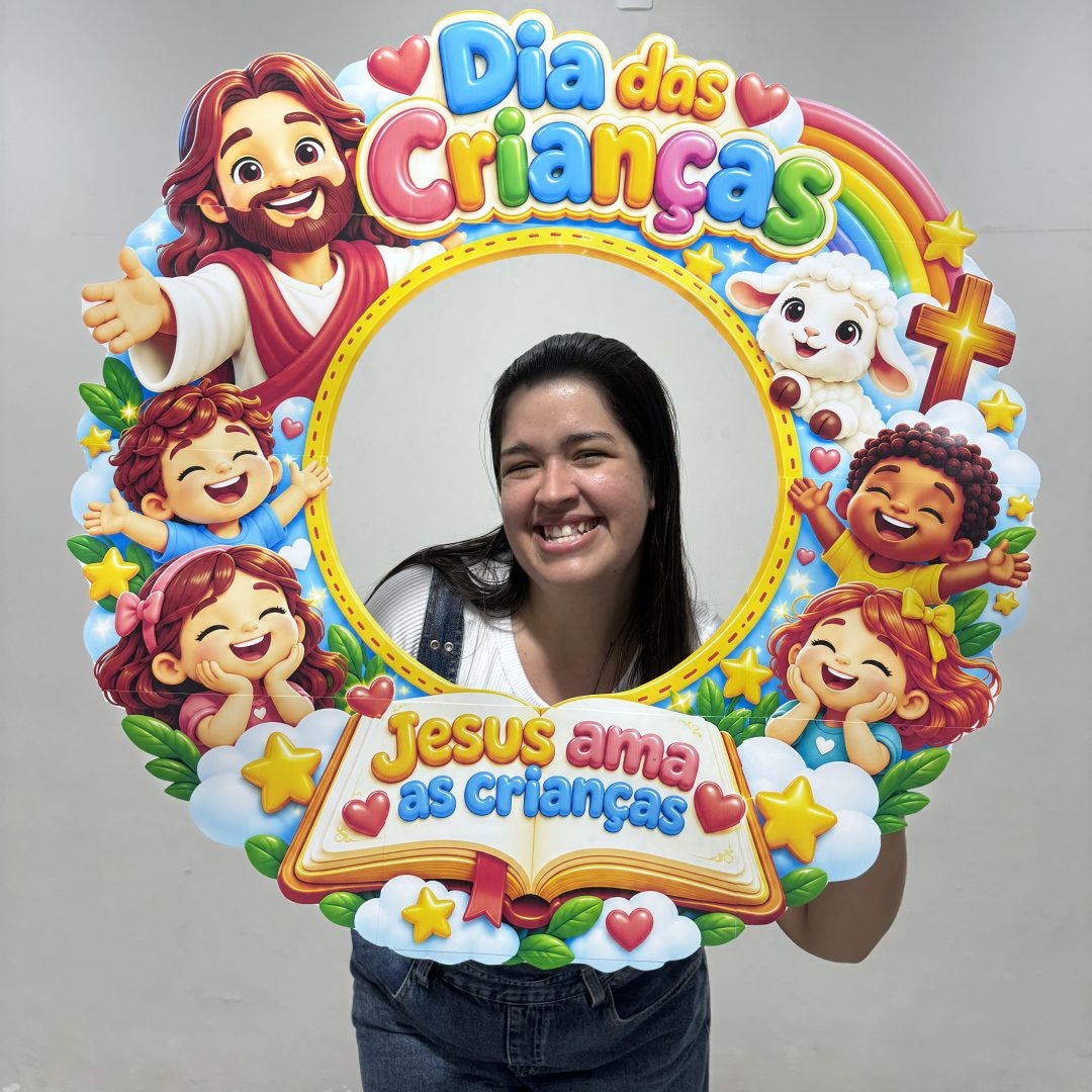 ✝️🌈 Moldura para Foto — Com Jesus a Infância é Mais Feliz